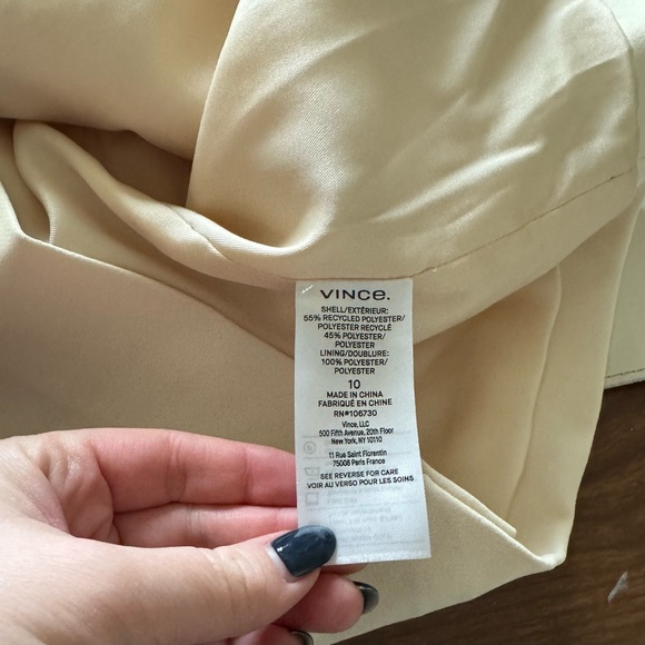 VINCE. Double-breasted recycled-crepe blazer 10 Cream - Picture 6 of 11